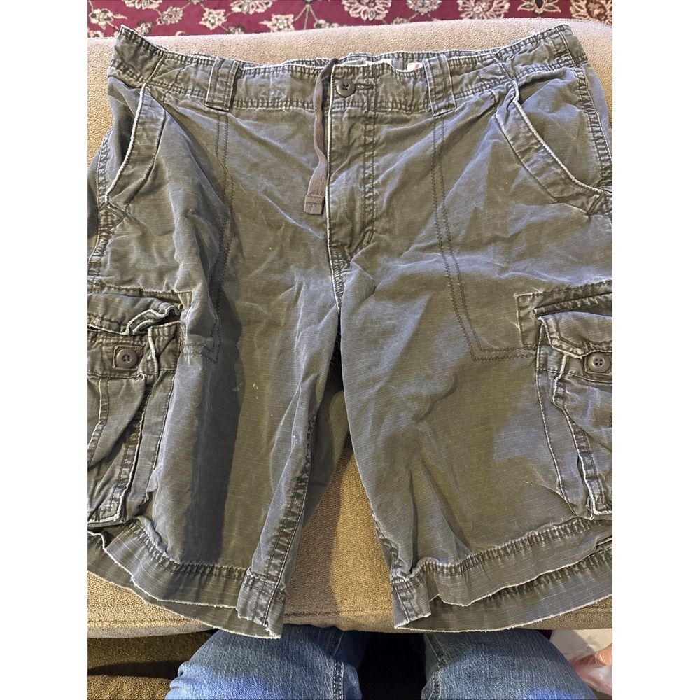 Vintage Y2K Distressed Mossimo Cargo Supply Green Cargo Shorts 40 (Lexi)